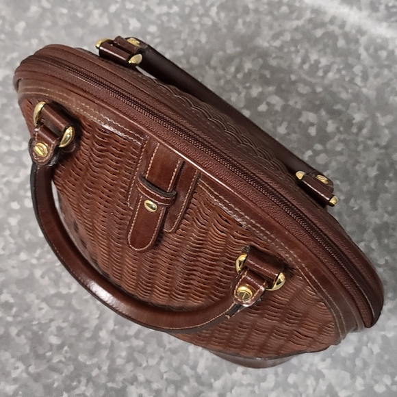 Naturalizer domed satchel 10x10 - Picture 9 of 11